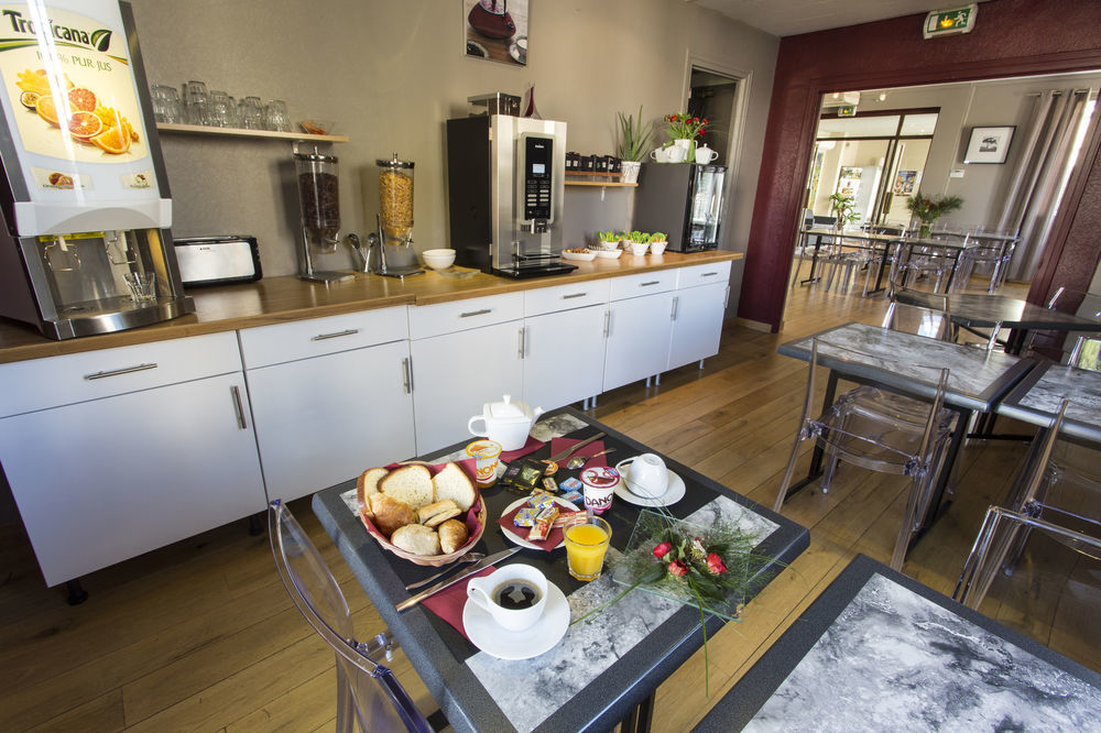 Brit Hotel Du Parc Niort Centre-Parking Gratuit Luaran gambar